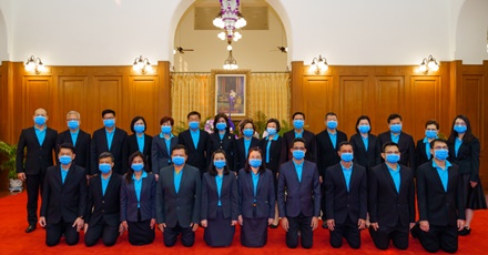 คณะผู้แทน บมจ.ไทยสมุทรประกันชีวิต ร่วมลงนามถวายพระพรสมเด็จพระกนิษฐาธิราชเจ้า กรมสมเด็จพระเทพรัตนราชสุดาฯ สยามบรมราชกุมารี