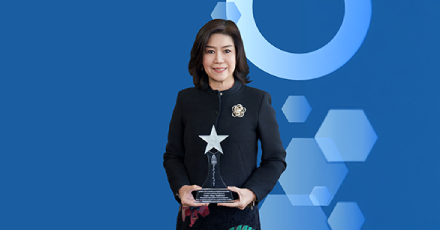 ผู้นำหญิงแกร่งแห่ง OCEAN LIFE ไทยสมุทรประกันชีวิต รับรางวัล “บุคคลตัวอย่างภาคธุรกิจแห่งปี 2024”