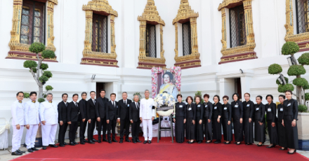 OCEAN LIFE ร่วมเป็นเจ้าภาพบำเพ็ญกุศลและพระพิธีธรรมสวดพระอภิธรรมพระบรมศพ สมเด็จพระนางเจ้าสิริกิติ์
